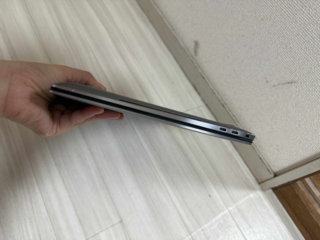 Dell Precision 5550 Xeon 16GB 512gb (美品)