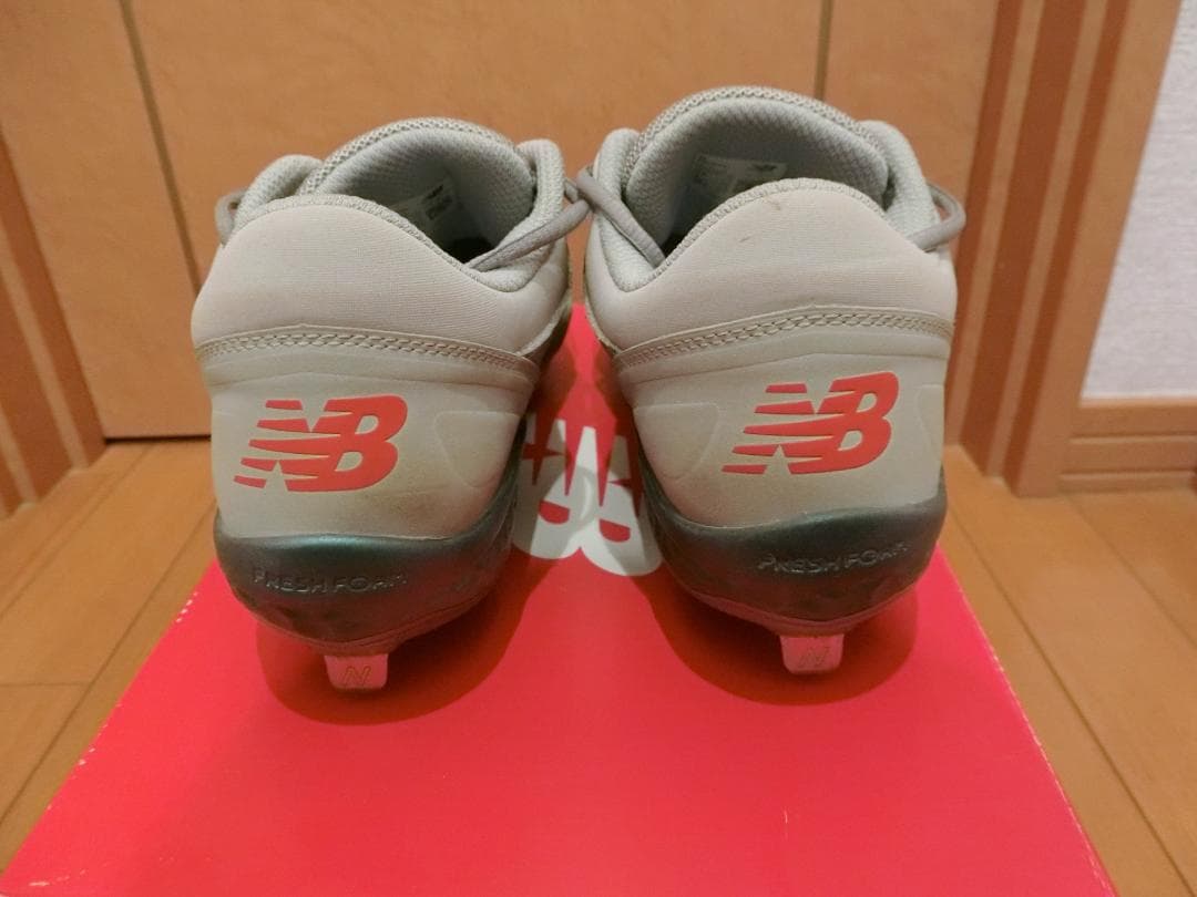 ニューバランス L3000AS5　野球スパイク　金具