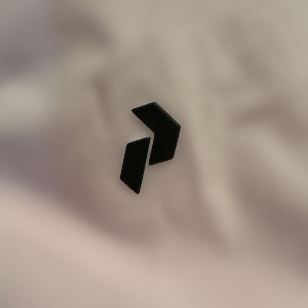 美品Peak Performance 薄ピンクフード付きスキーウェア