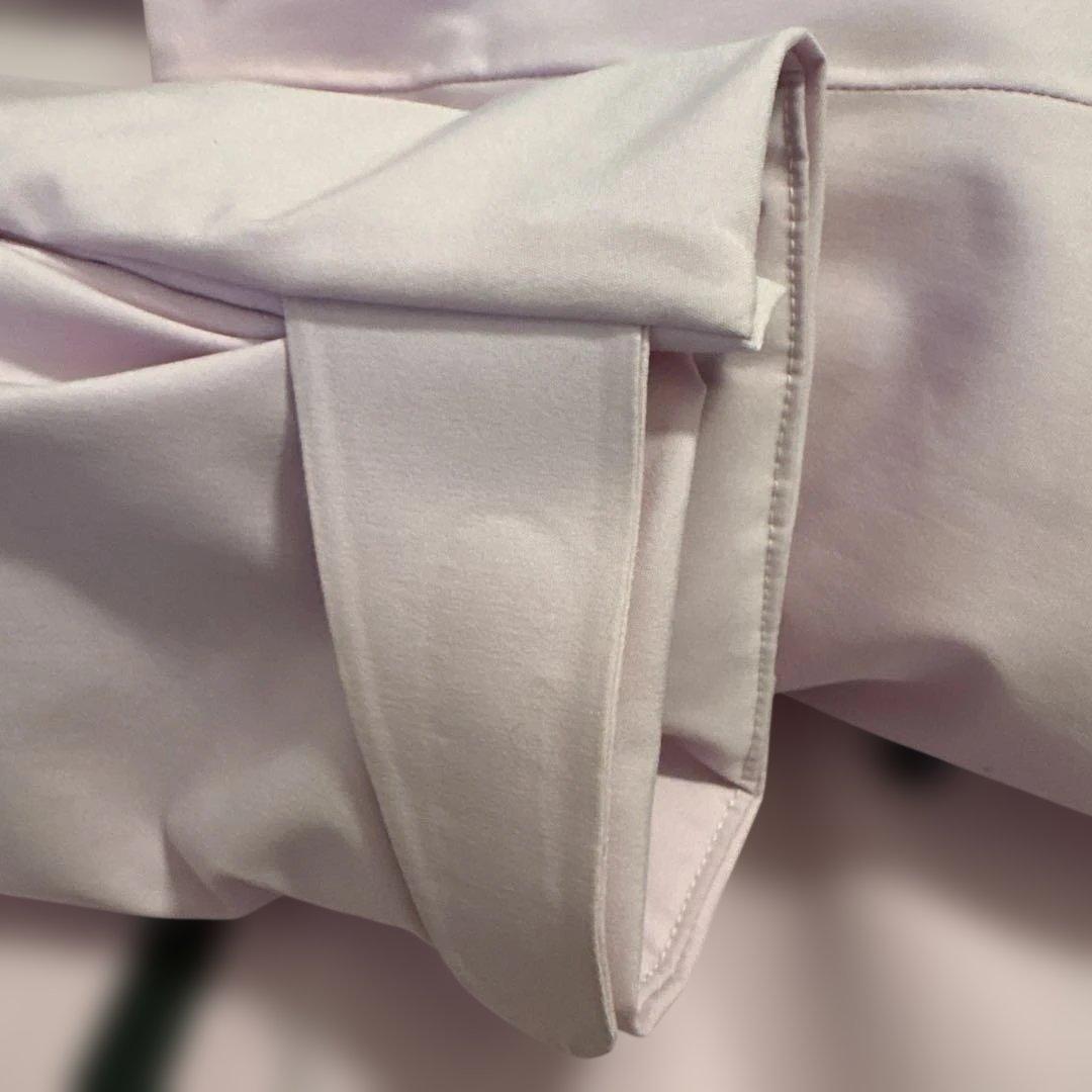 美品Peak Performance 薄ピンクフード付きスキーウェア