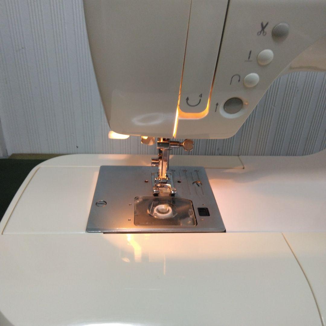 シンガーミシンアプリコット9700型。