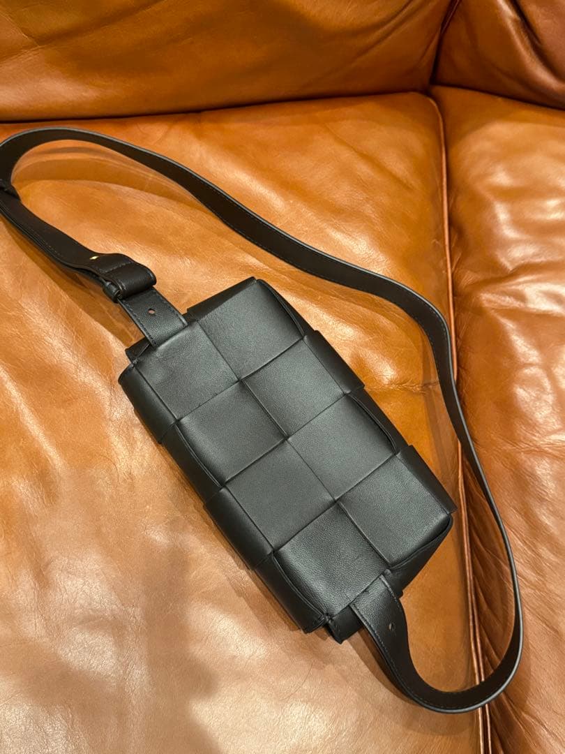 ボッテガヴェネタ カセット ベルトバッグ ウエストバッグ