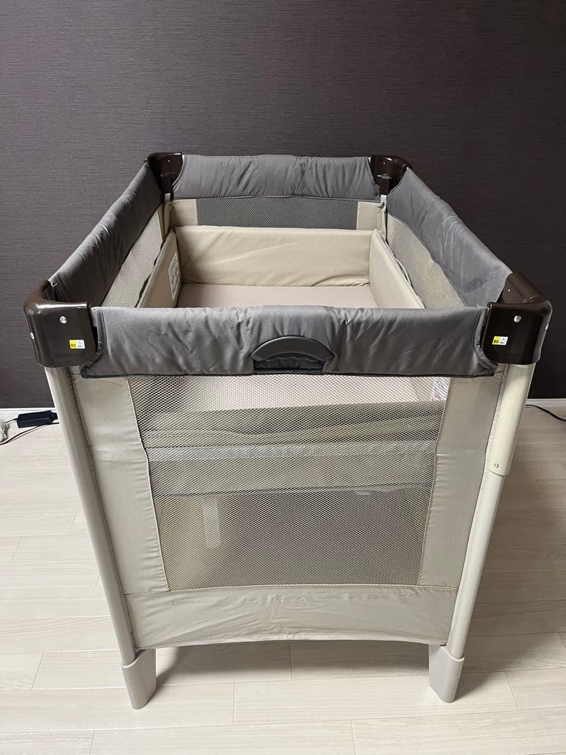 良品　ココネルエアー　ベビーベッド　グレー　クリーニング済み　説明書つき