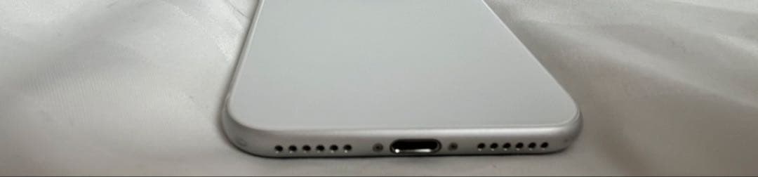 Apple iPhone SE2 64GB ホワイト SIMフリー