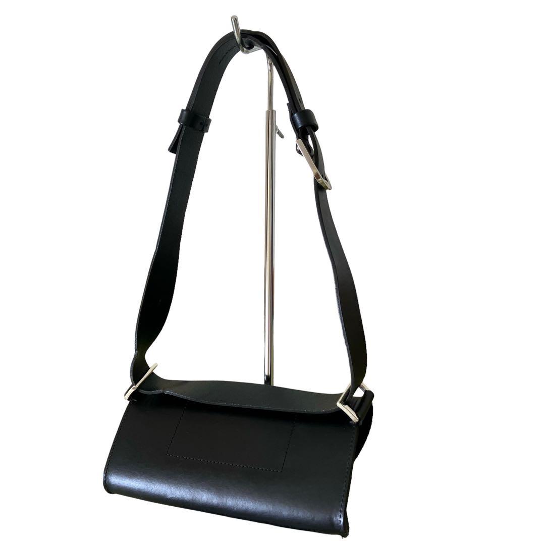 【希少型】COS レザー ベルトバッグ ブラック