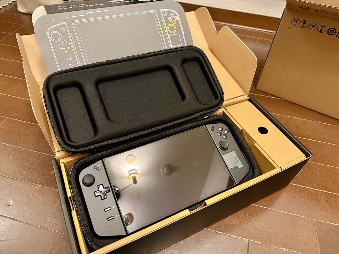 ド*イ様 【美品】レノボ　Lenovo Legion Go 8APU1