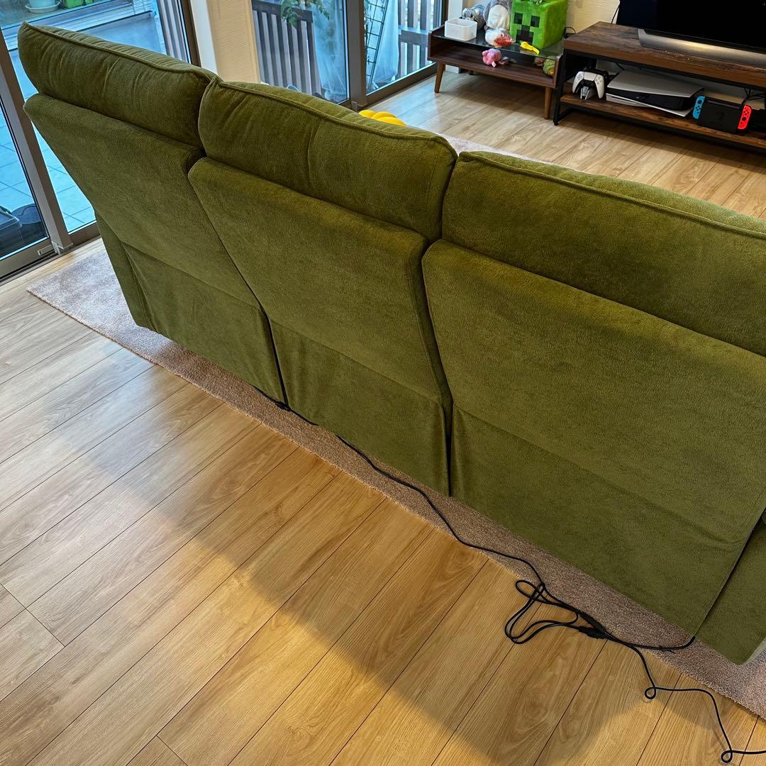 オリーブグリーン リクライニング 3人掛け電動ソファ USB付 抹茶色