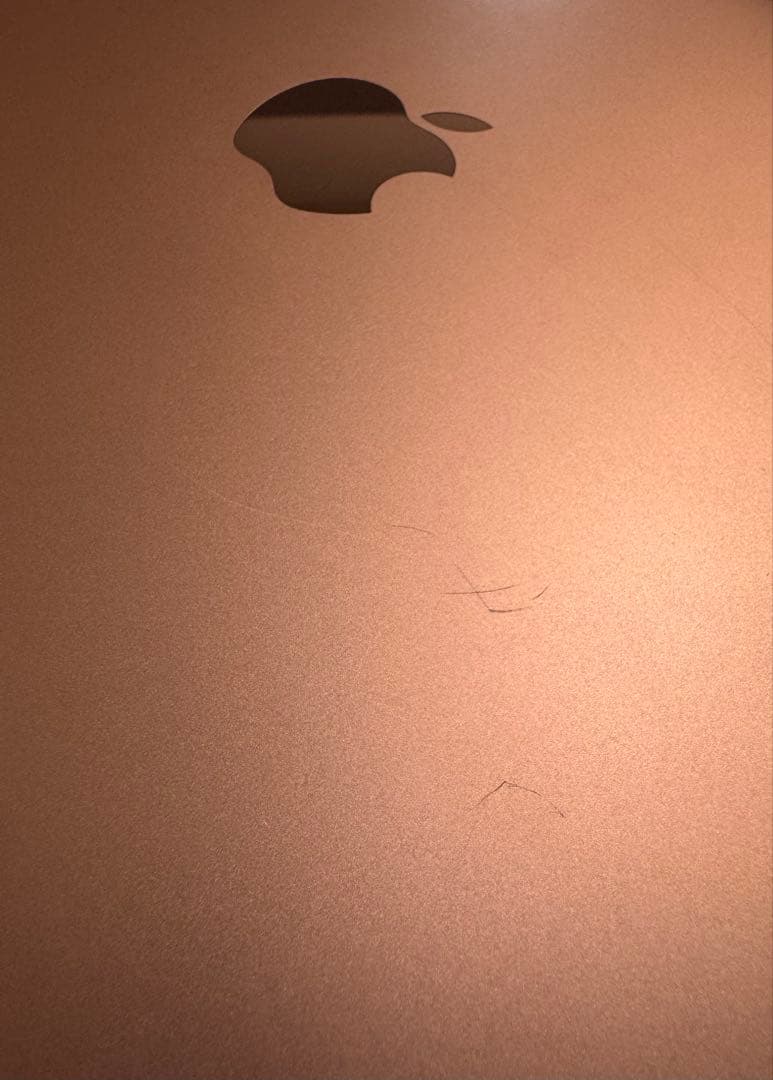 MacBook Air 13.3インチ（2020 M1 チップ）ゴールド