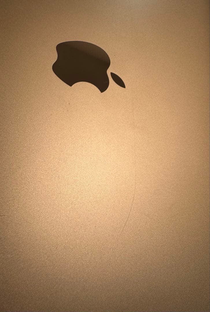 MacBook Air 13.3インチ（2020 M1 チップ）ゴールド