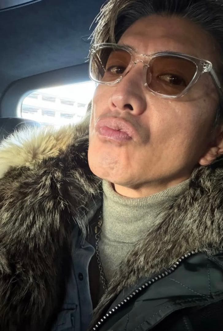 お*じ様 OWNDAYS サングラス　木村拓哉　プライベート着用　調光　キムタク