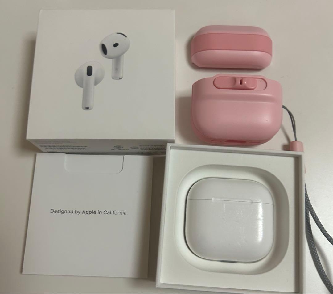 Apple Airpods4 アクティブノイズキャンセリング　ESRケース付き