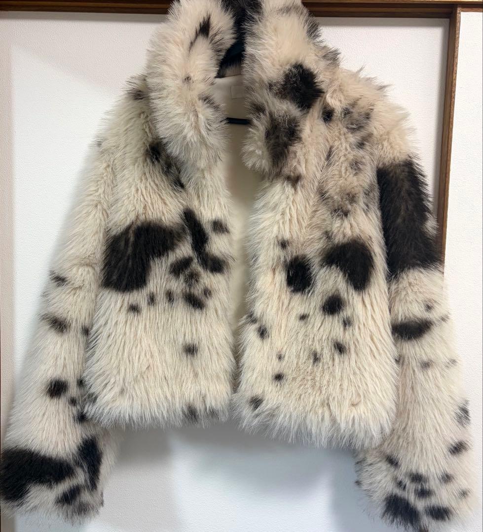 ZARA アニマルプリントフェイクファーショートコート