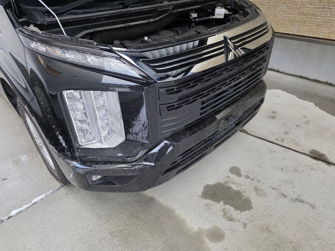 三菱 デリカ　D5 メッキフロントグリル メッキアイライン　アーバンギア