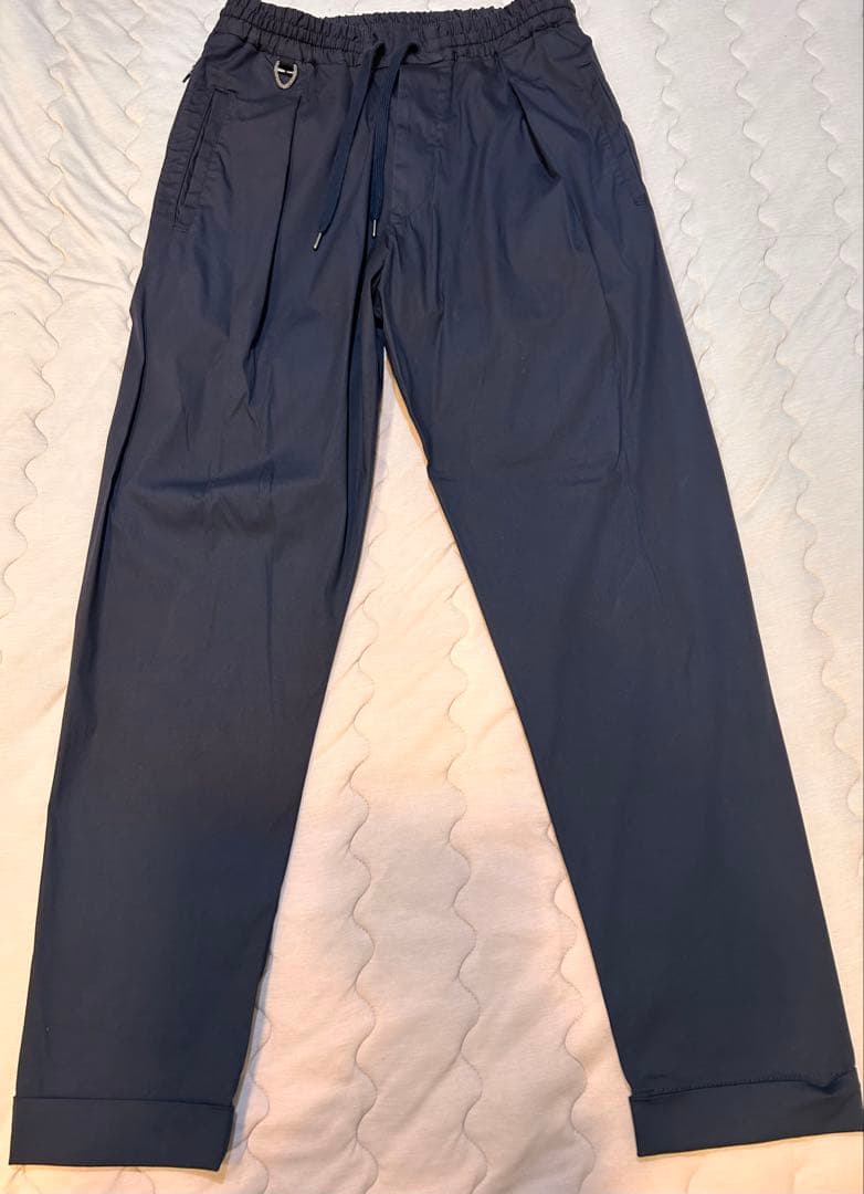 【極美品】SOLIDO パッカブルスーツ　ネイビー