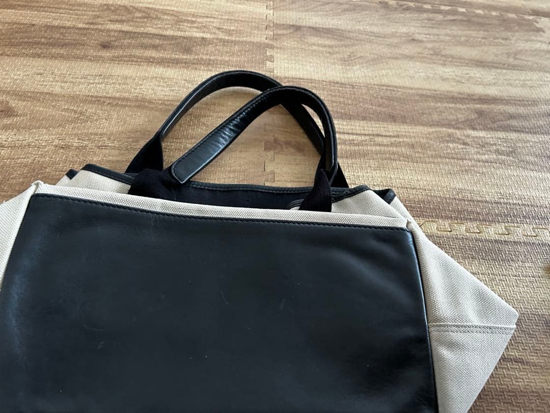 バレンシアガ　トートバッグ