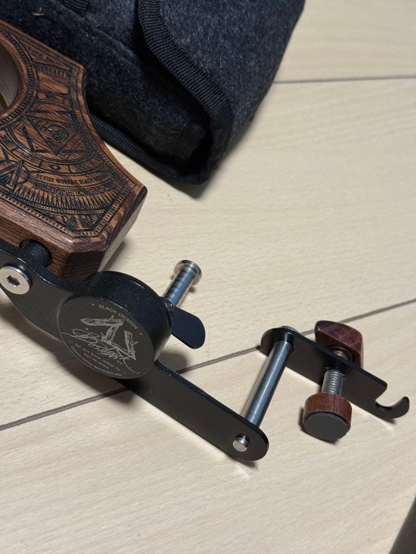 BLACK DESIGN デバイスワークス ITSUKA HOTORI DE