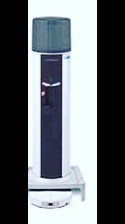 ウォーターサーバーとお掃除ロボット一体型