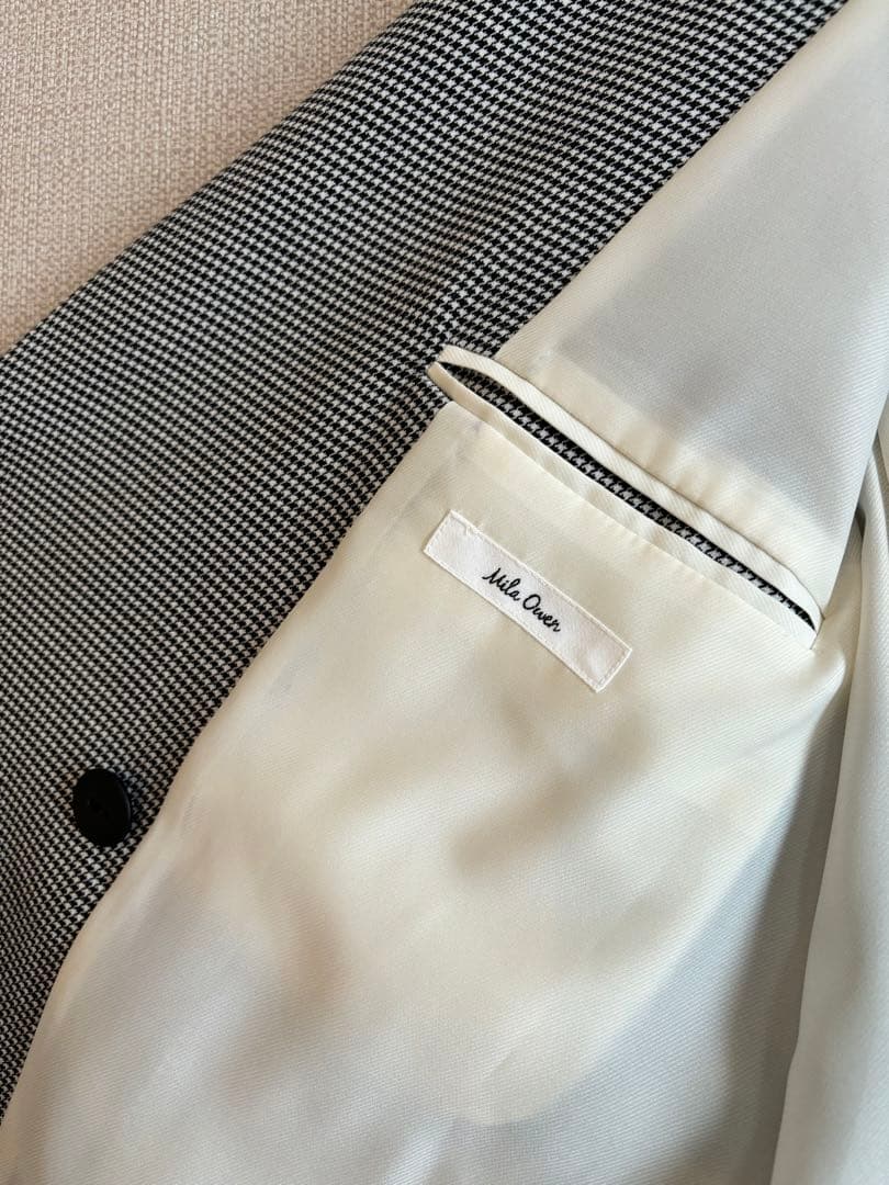 ストライプ ゴールドボタン テーラードジャケット