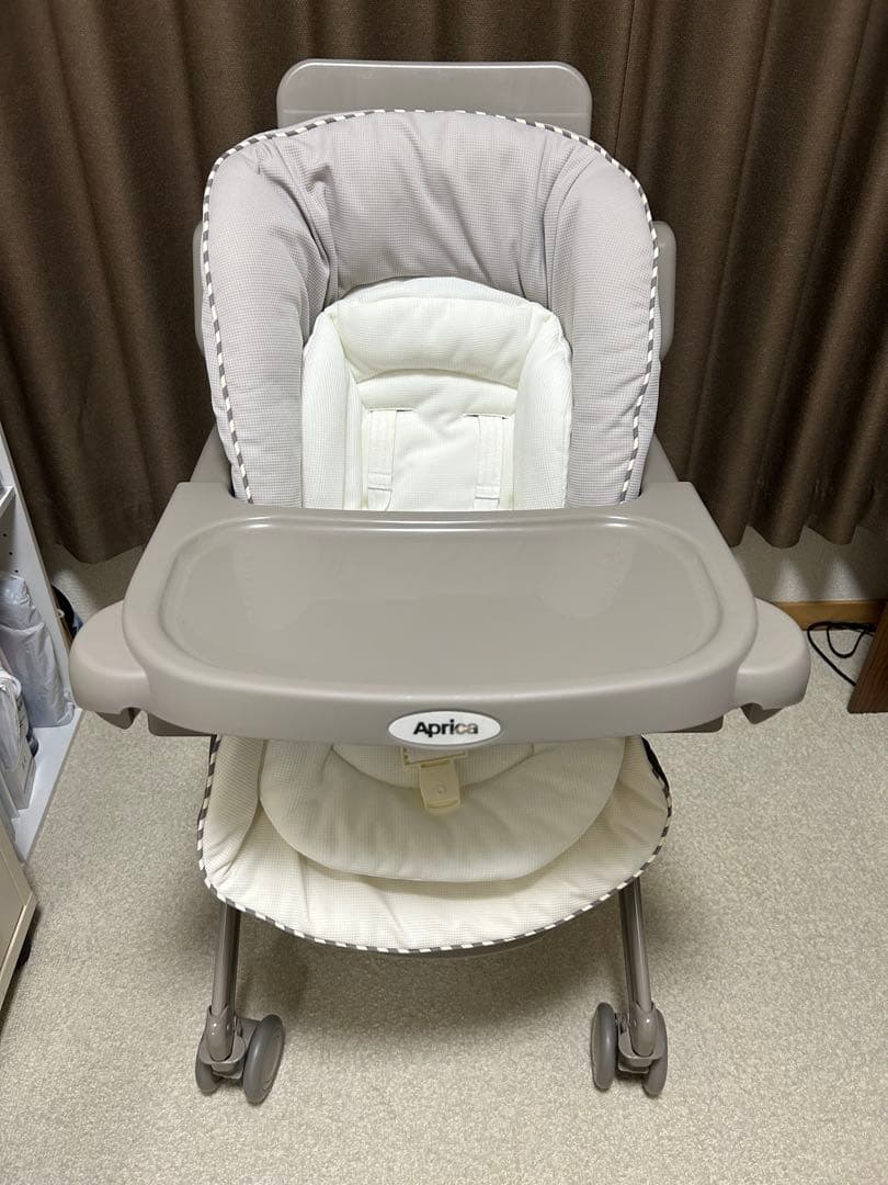 アップリカ ユラリズムスマート ハイローチェア 2109091