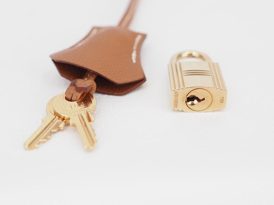 【セール】【極美品】HERMES　エルメス　ケリーデペッシュ 38 ゴールド