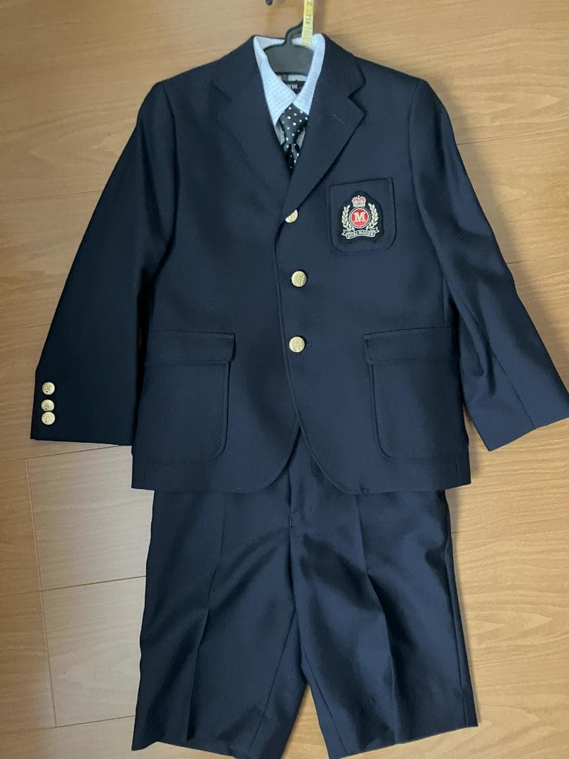 ミキハウス　エンブレムつきスーツセット　男の子120