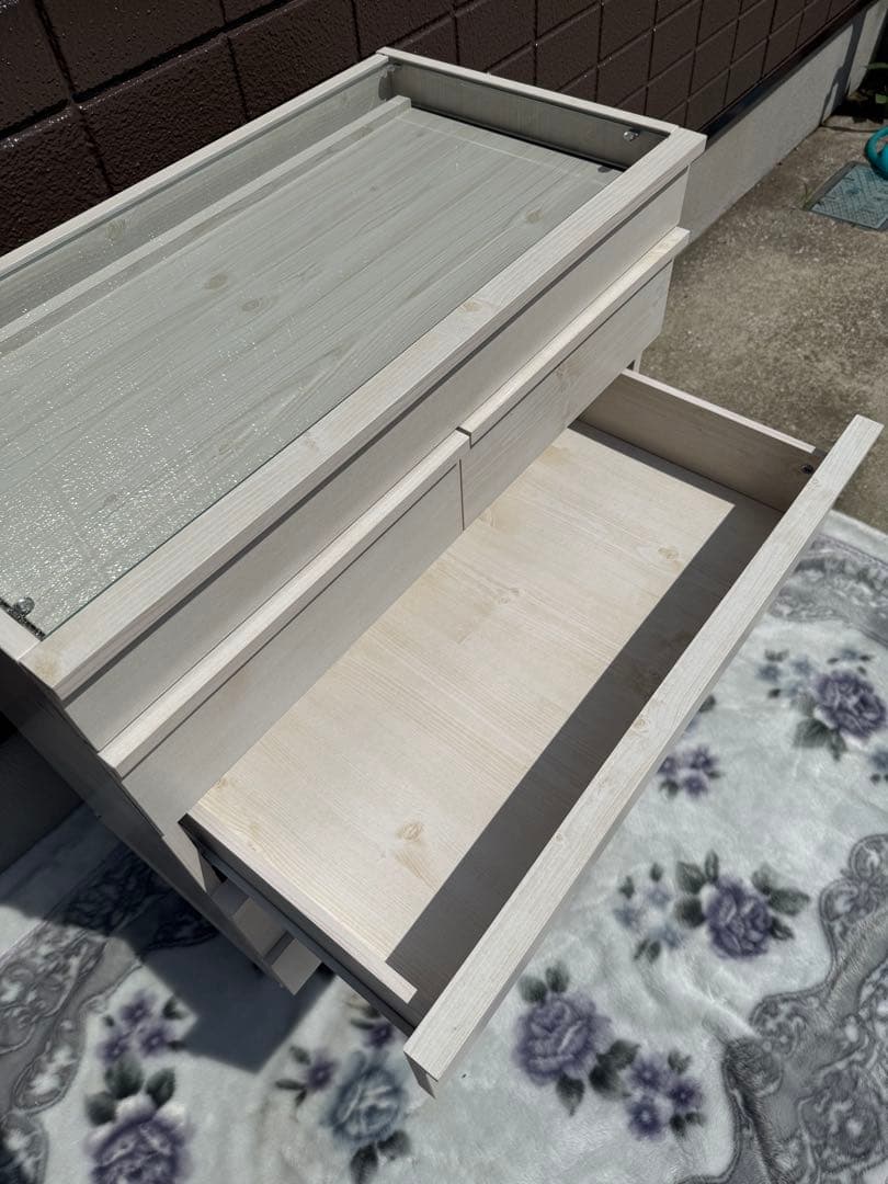 【美品】ぼん家具 チェスト 5段 ディスプレイ キャビネット タンス ガラス天板