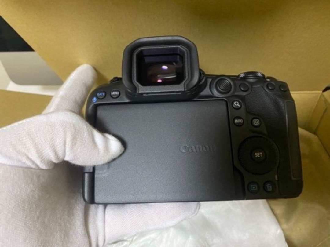 Canon eos R5 mark2 未使用・新品　送料無料！キャノン　カメラ