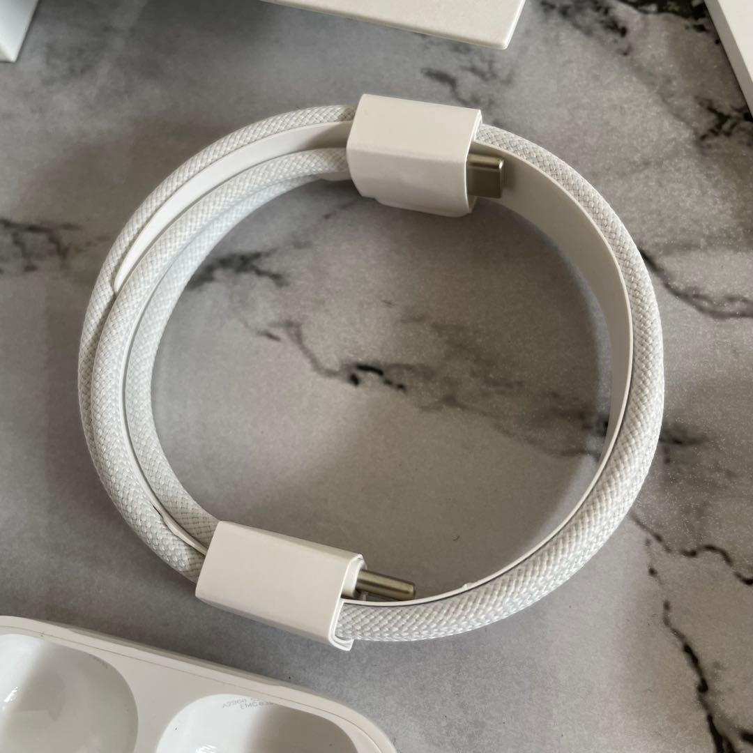 イヤホン Apple AirPods PRO 2 USB-C Type