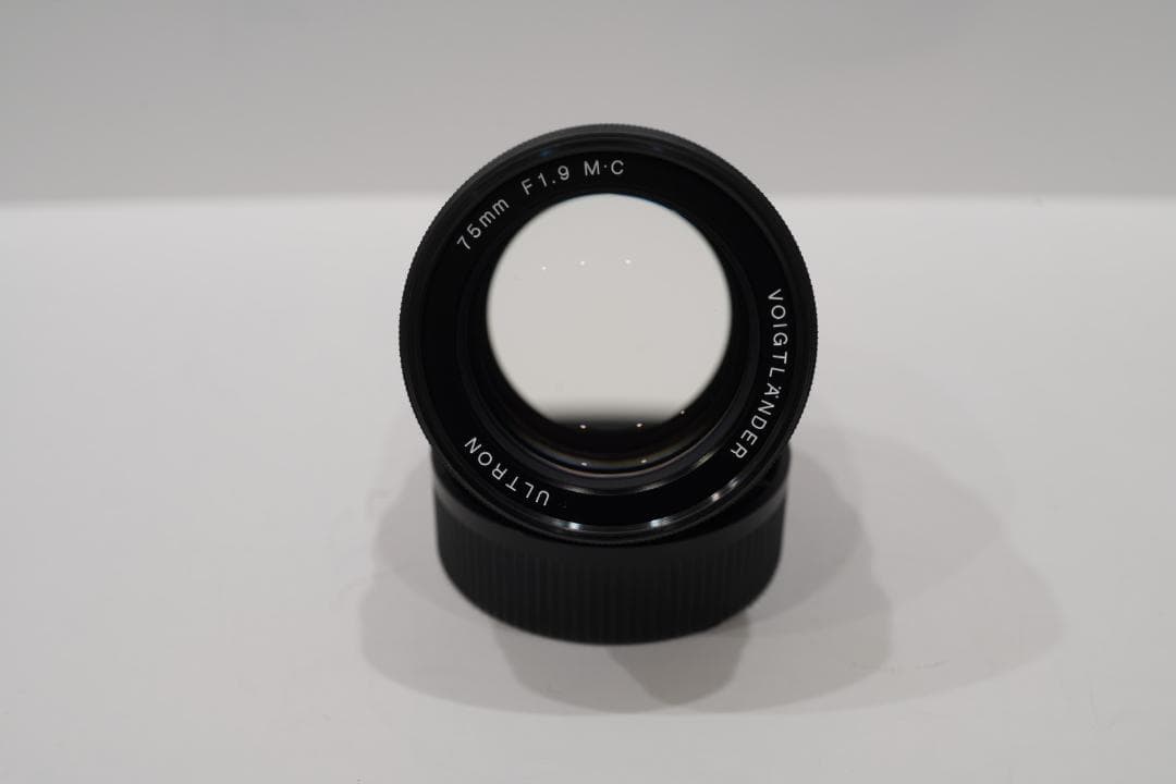 Voigtlander ULTRON 75mm F1.9 MC VM 元箱あり