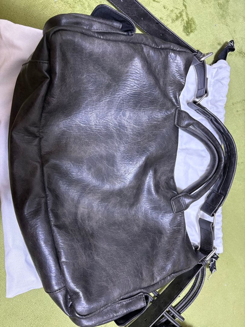 camphor woodフェイクレザーマルチポケットショルダーバッグブラック