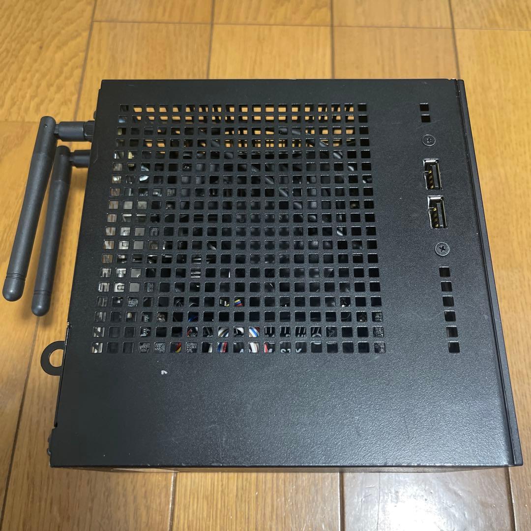 ミニPC DeskMini A300Ryzen5 2400G Mem16G SSD256G