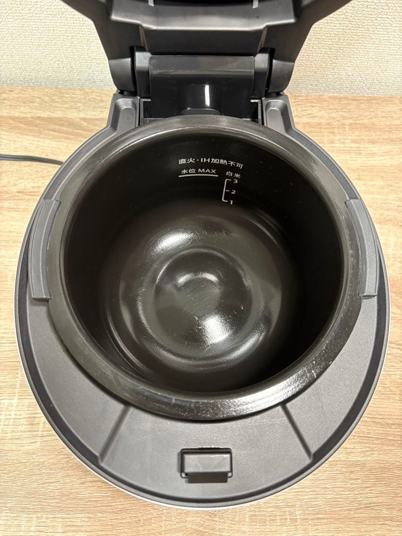 シャープ　ヘルシオ　ホットクック　KN-HW10E