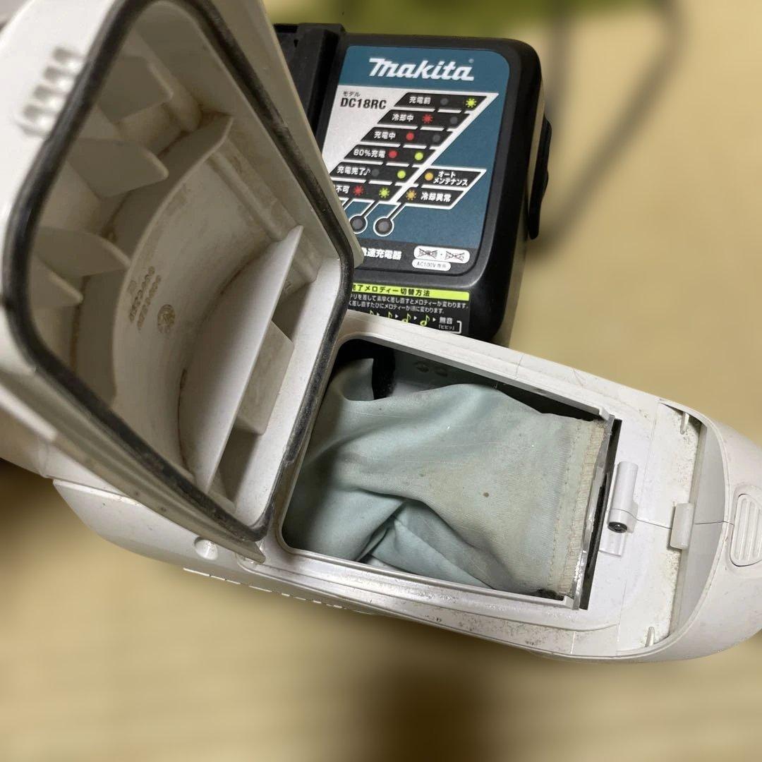マキタ充電式クリーナー CL182FD＋BL1840＋DC18RC
