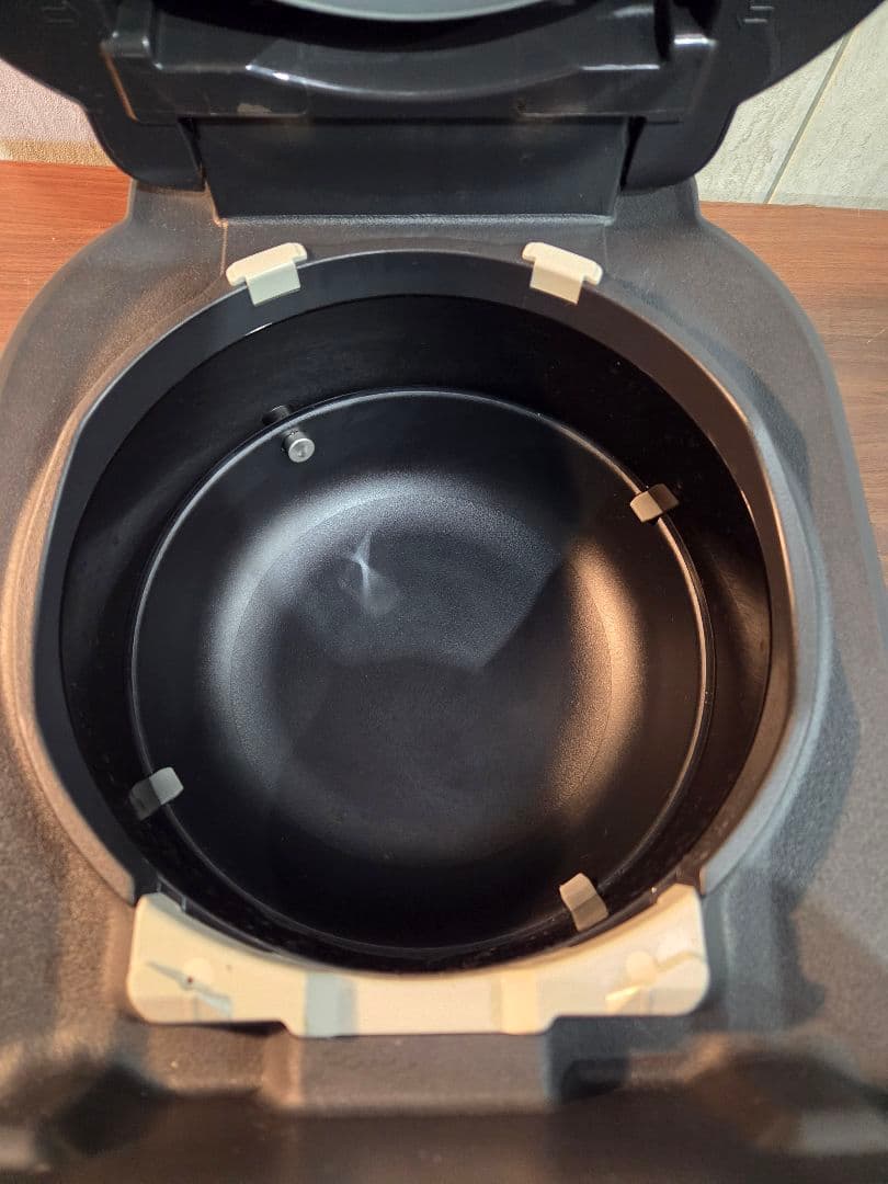 020507 象印 圧力IH炊飯ジャー NW-YA10型 2024年製