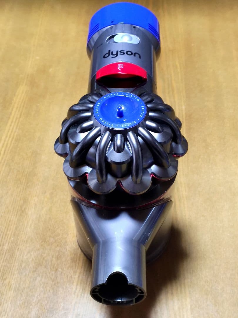 ダイソン V8SV10掃除機＋マキタ18vアダプターセット 分解清掃済み 動作品