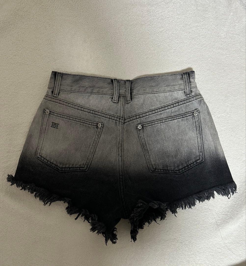 ダーリッチ Darichグラデーションダメージデニムショートパンツ M