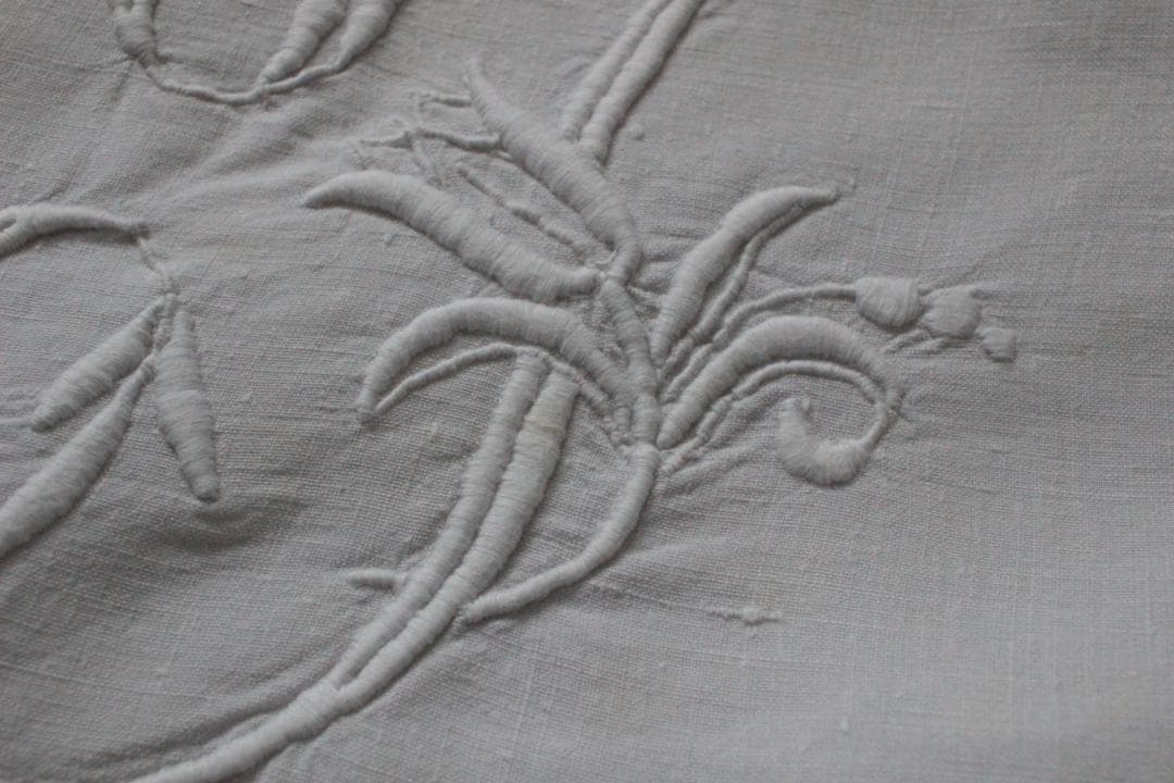 konorinoko様フランスアンティークイニシャルシーツ/モノグラムカバー