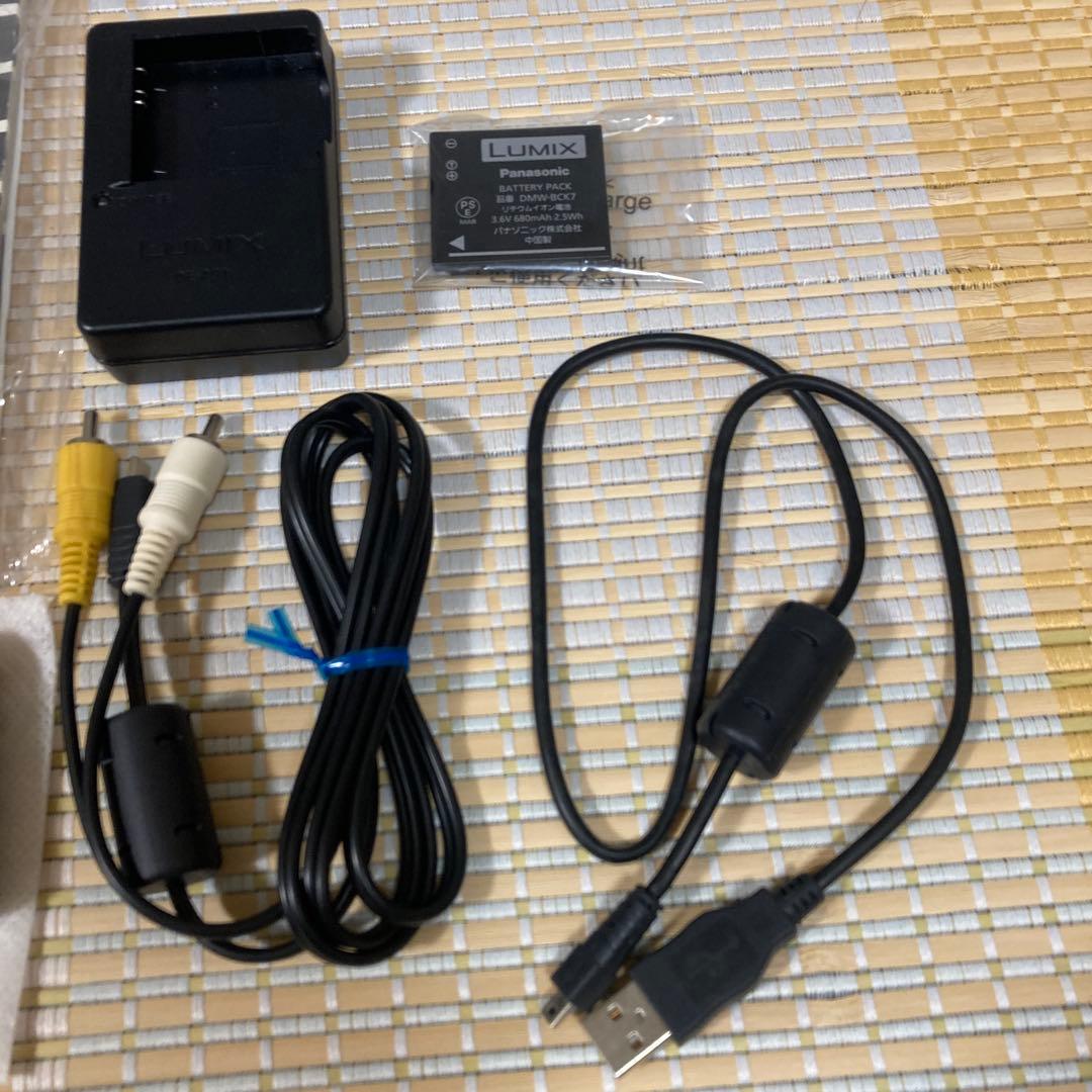 【付属品完備】Panasonic LUMIX FX77 コンパクトデジタルカメラ
