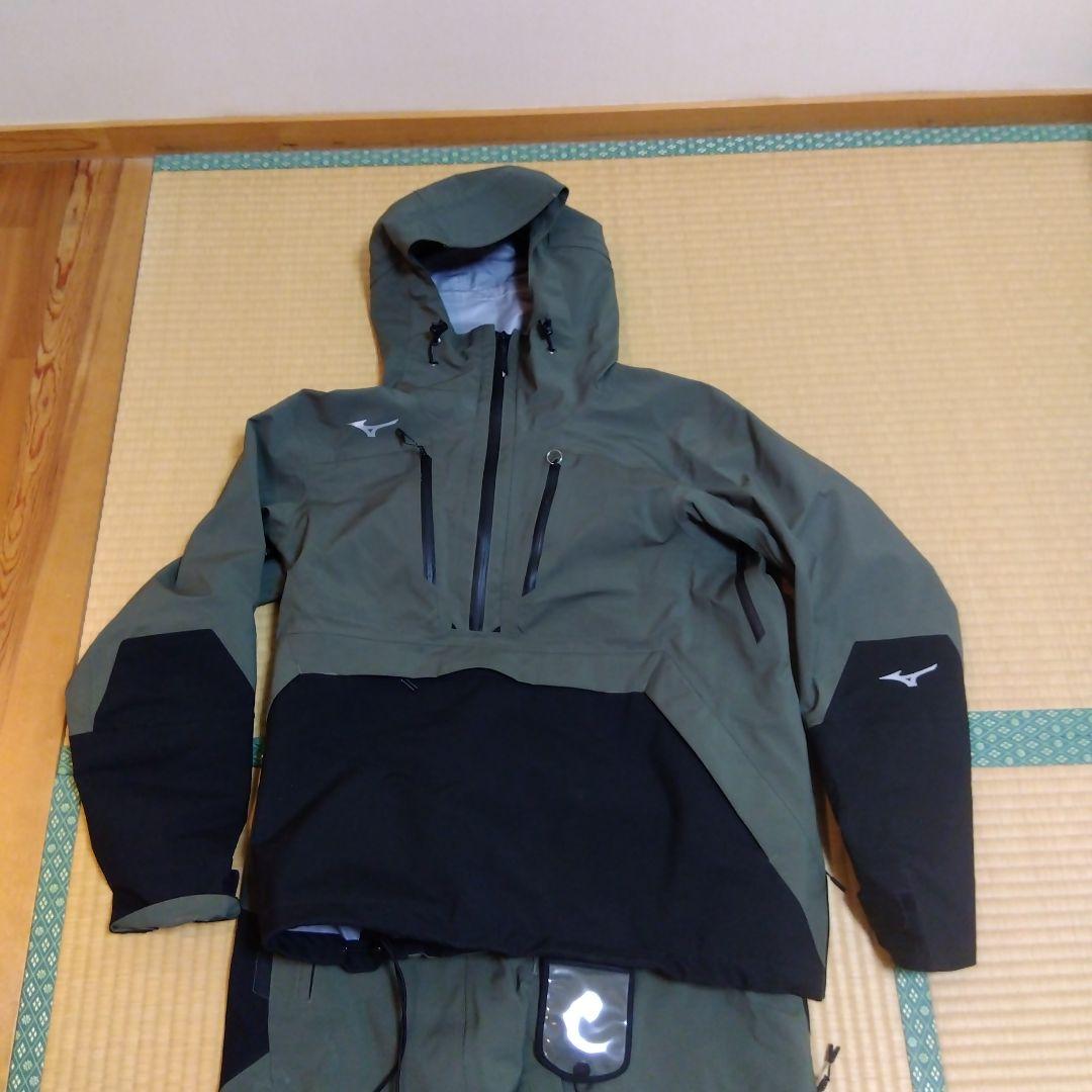 美品Mizuno スキーウェア 2025モデルオリーブグリーン