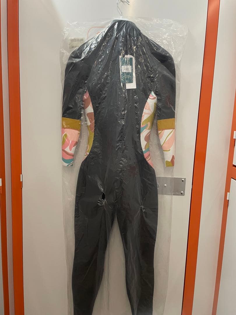 【新品•未試着•タグ付】ROXY ロキシー セミドライ 4/3㍉ Mサイズ