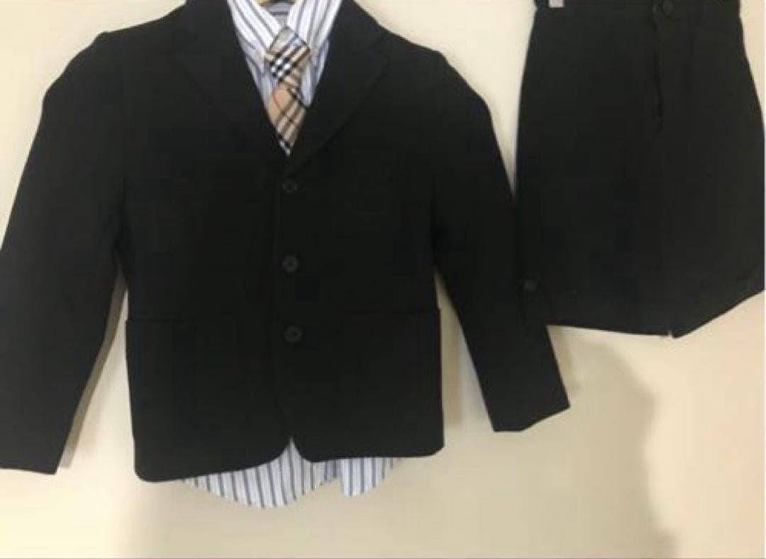 【yumi 】Burberry スーツ　入学式　120サイズ