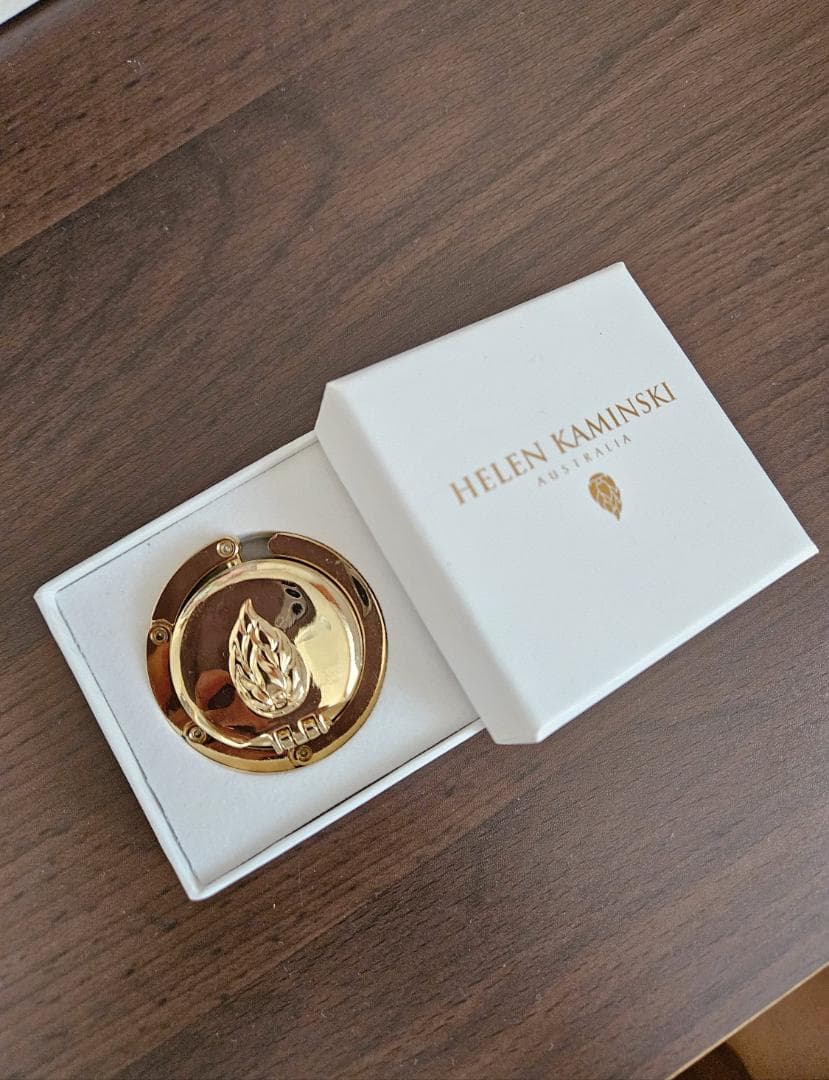 ◆ヘレンカミンスキー【未使用】レアなラフィアハット 一点もの！4万 プリム幅8㎝