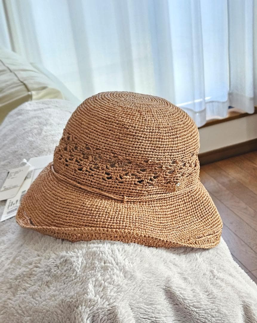 ◆ヘレンカミンスキー【未使用】レアなラフィアハット 一点もの！4万 プリム幅8㎝