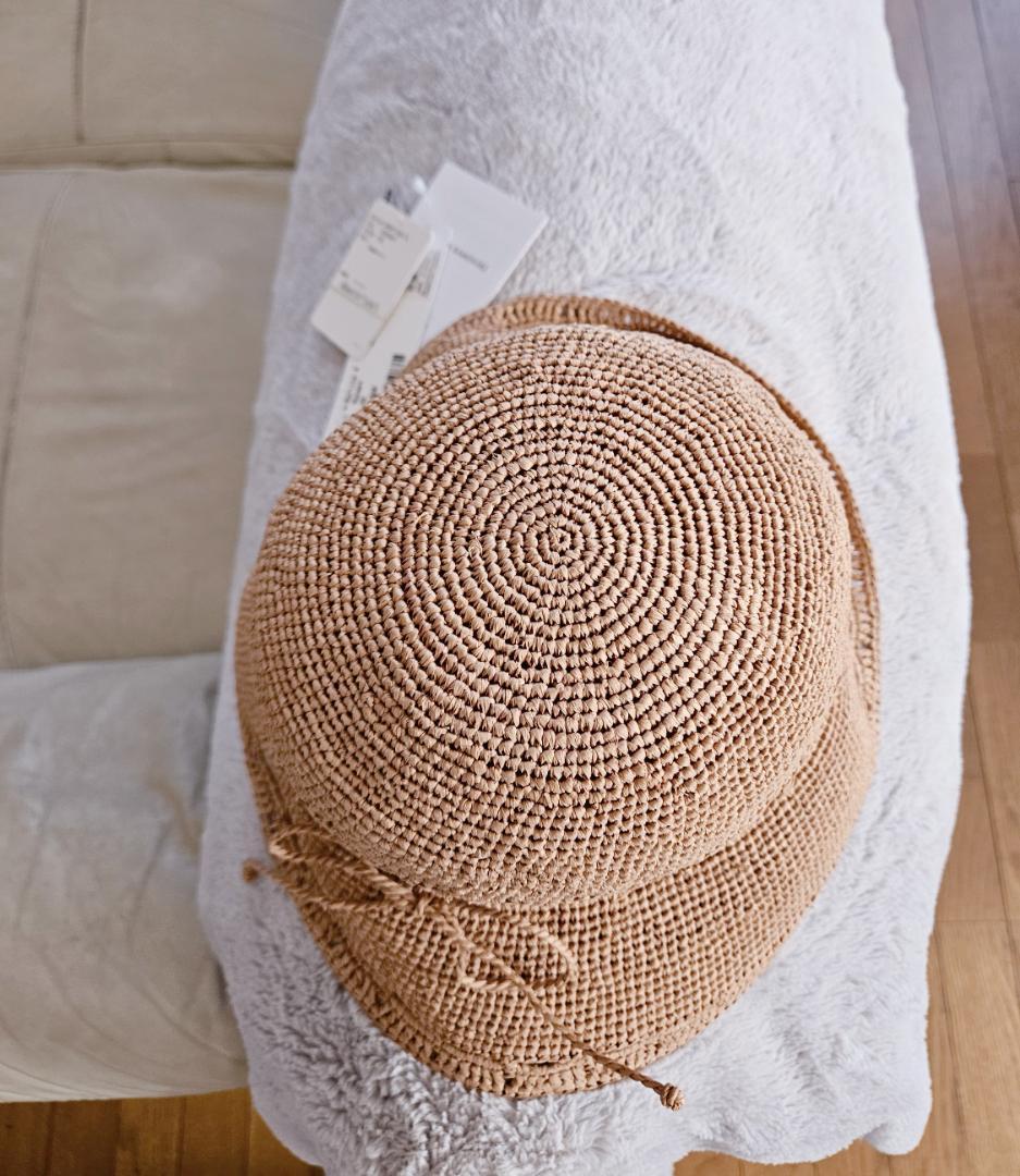 ◆ヘレンカミンスキー【未使用】レアなラフィアハット 一点もの！4万 プリム幅8㎝