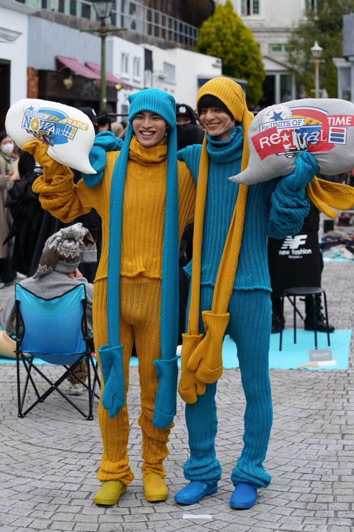 22AW RequaL ニットキャップ　マフラー　手袋