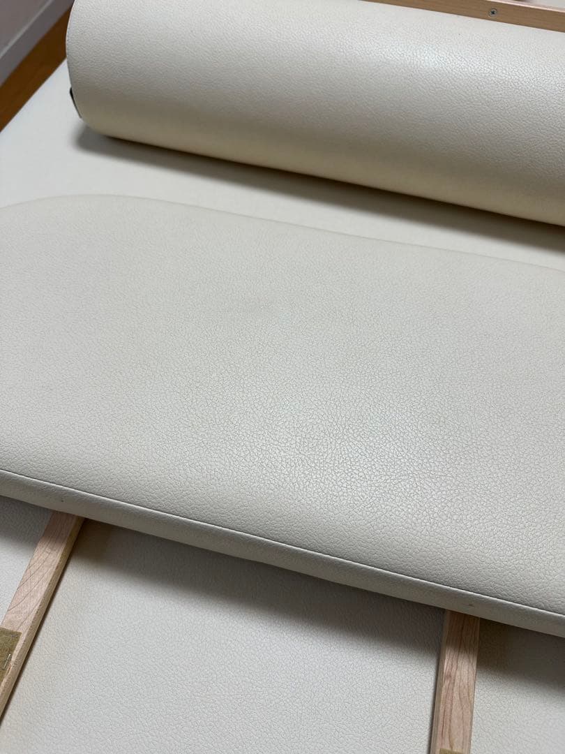 ⭐︎モナッ⭐︎リザッ⭐︎耳ツボ屋さん専用 ノマドPro ウルトラレザーBRIZAベッド