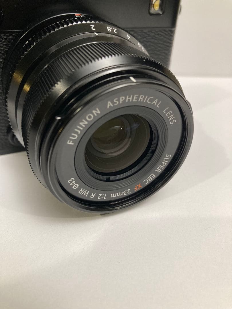【美品】x-e5 & 純正F2のレンズ