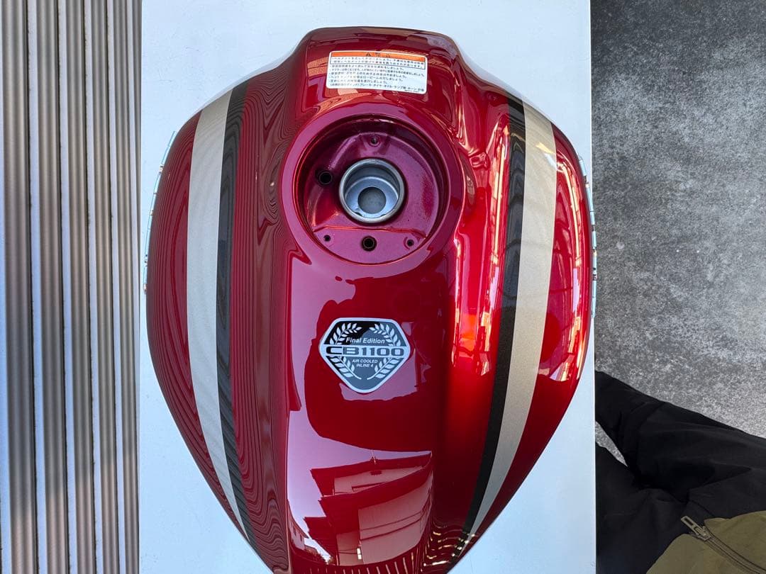 【ティータイム】CB1100ファイナルエディション　ガソリンタンク