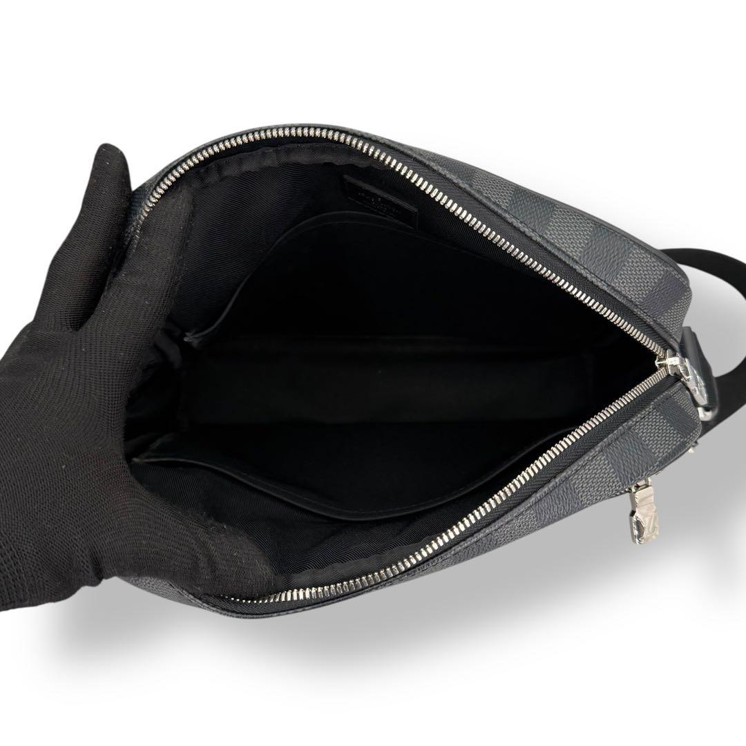 新品同様　ルイヴィトン　ダミエ　グラフィット　デイトンPM ショルダーバッグ