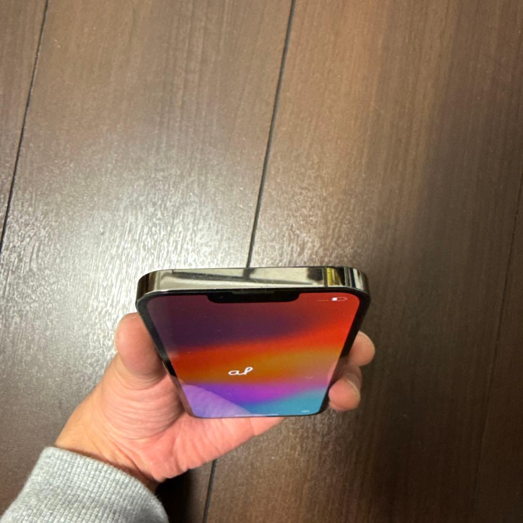 スマートフォン本体 ブラック 画面に傷あり